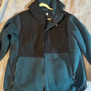 Teal and black Denali North Face jacket. Size XL. Limited edition with hood